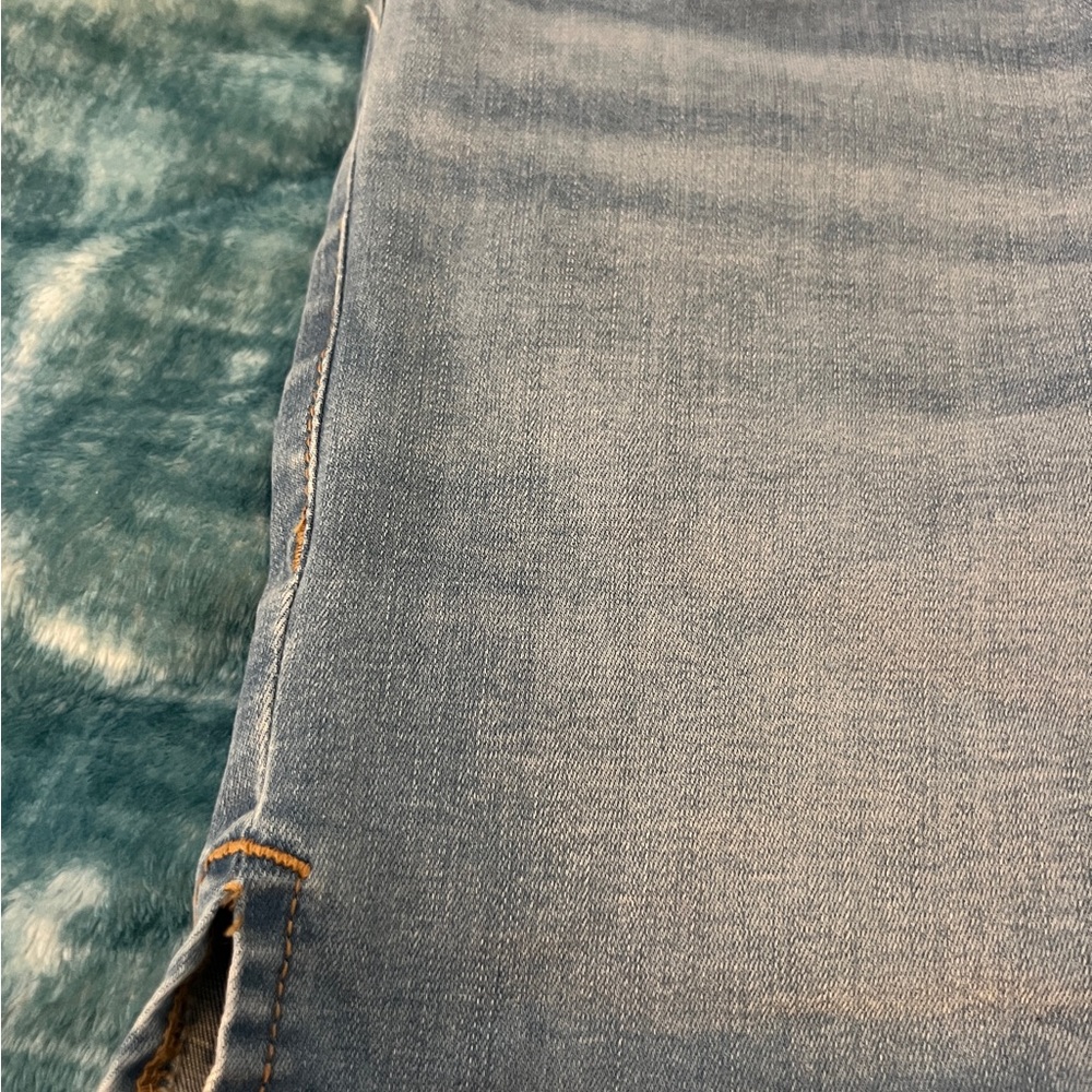 Rock & Republic Light Blue Denim High-Waist Jean Shorts - Picture 7 of 7